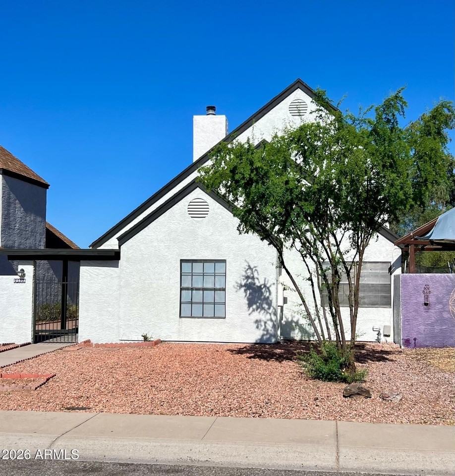 20828 N 21st Ave - Photo 2 of 27