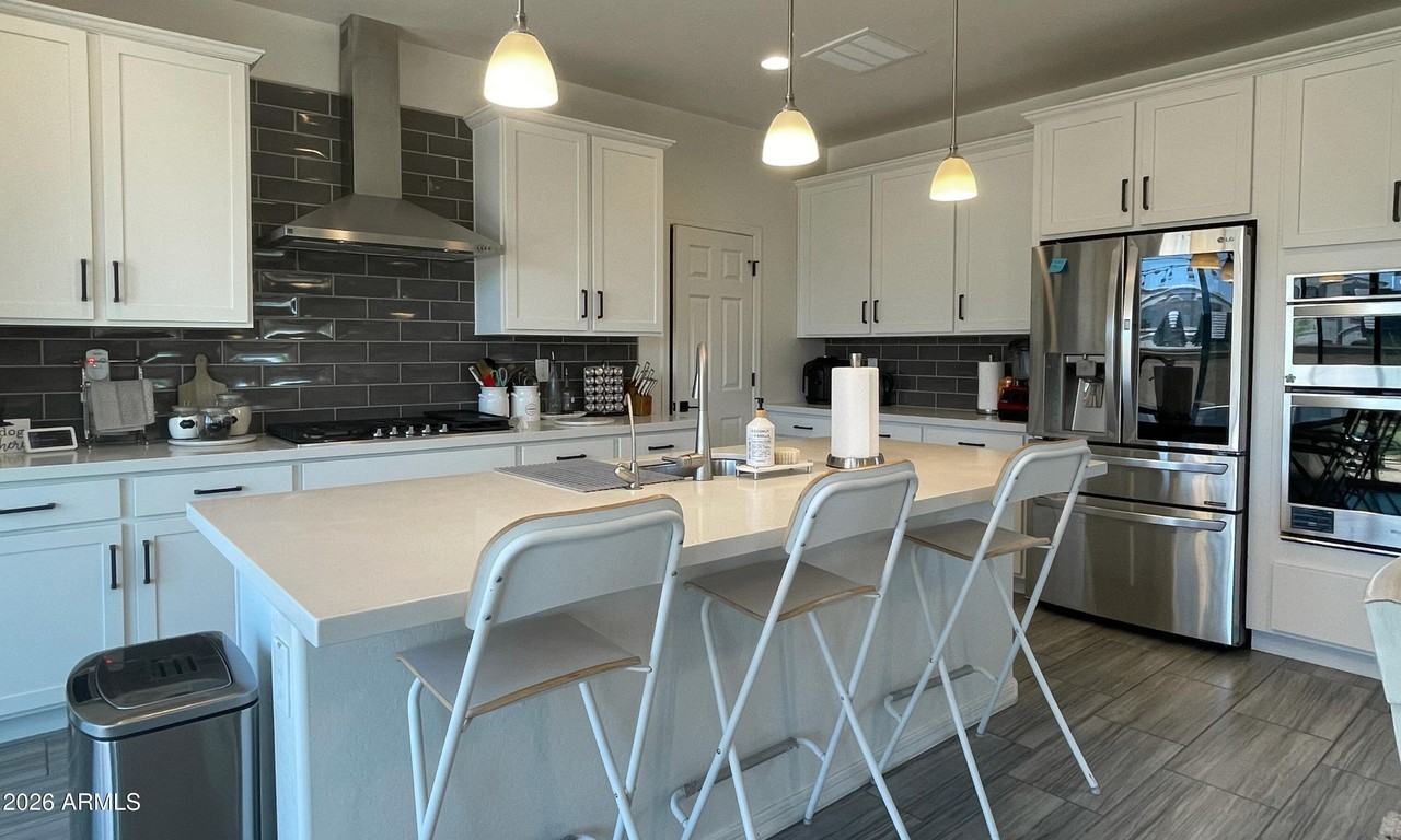 25623 N 21st Ave - Photo 4 of 34