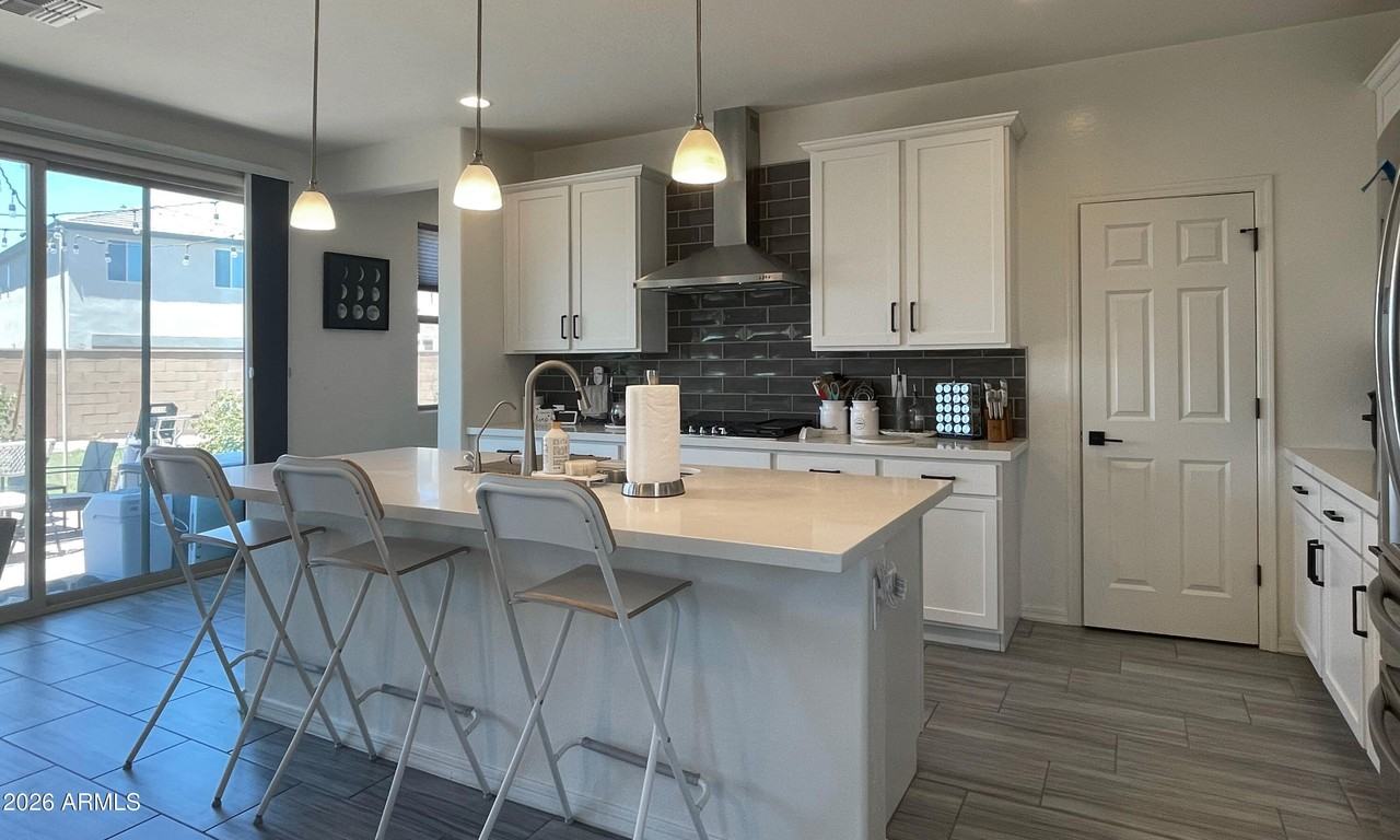 25623 N 21st Ave - Photo 5 of 34