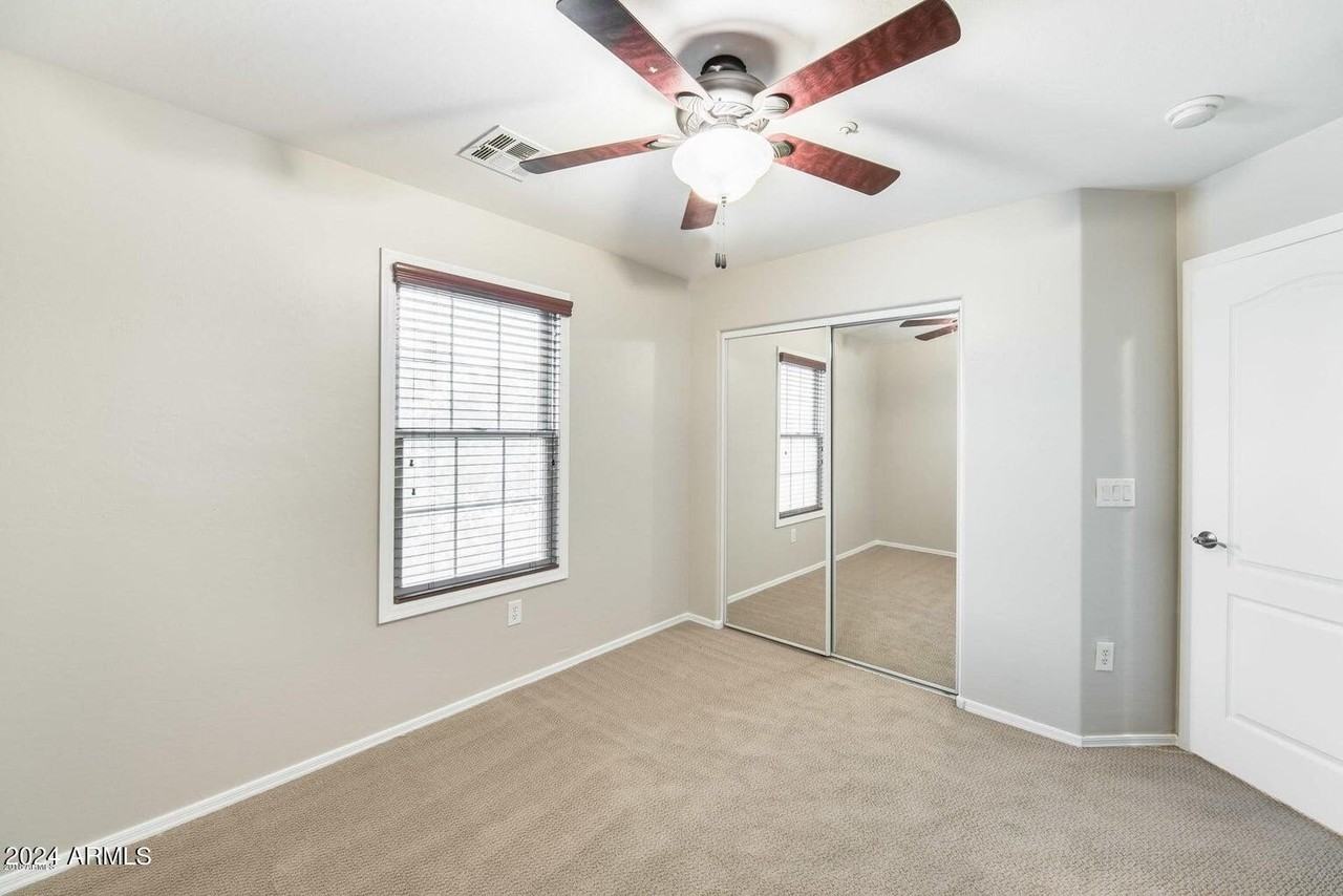 2634 S Alpine Dr - Photo 4 of 28