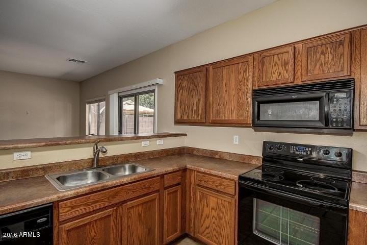 7034 W Mcmahon Way - Photo 3 of 28