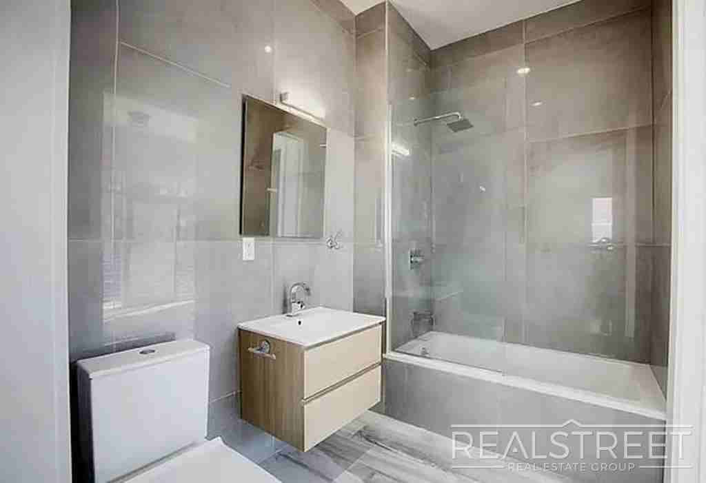 109 Winthrop St #4A - Photo 5 of 6