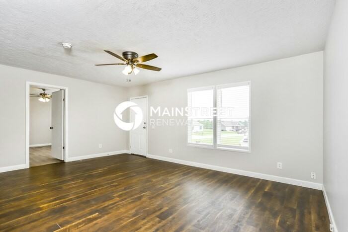 109 Rivers Edge Dr - Photo 2 of 16