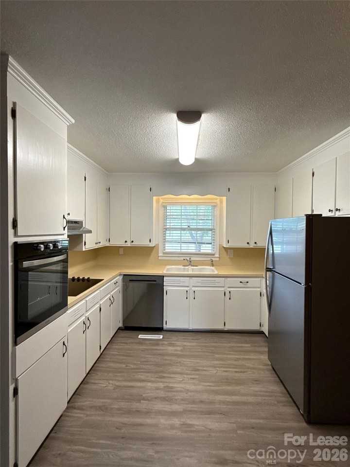 112 W Highway 218 - Photo 6 of 25