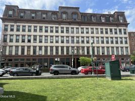 featured image of 5 Broadway #411