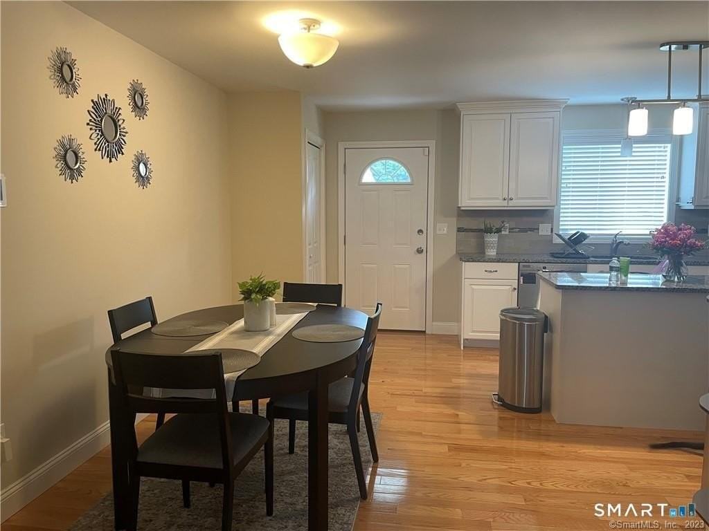 380 King St #5 - Photo 6 of 16