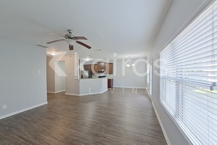 1332 Bass Ln - Photo 2 of 29