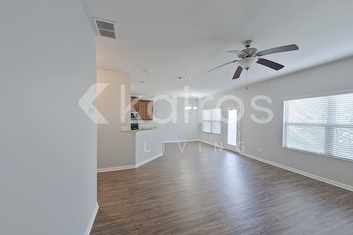 1332 Bass Ln - Photo 4 of 29
