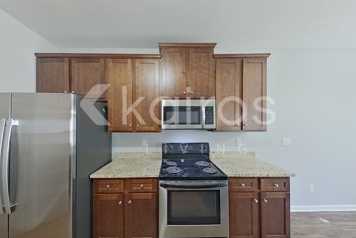 1332 Bass Ln - Photo 7 of 29