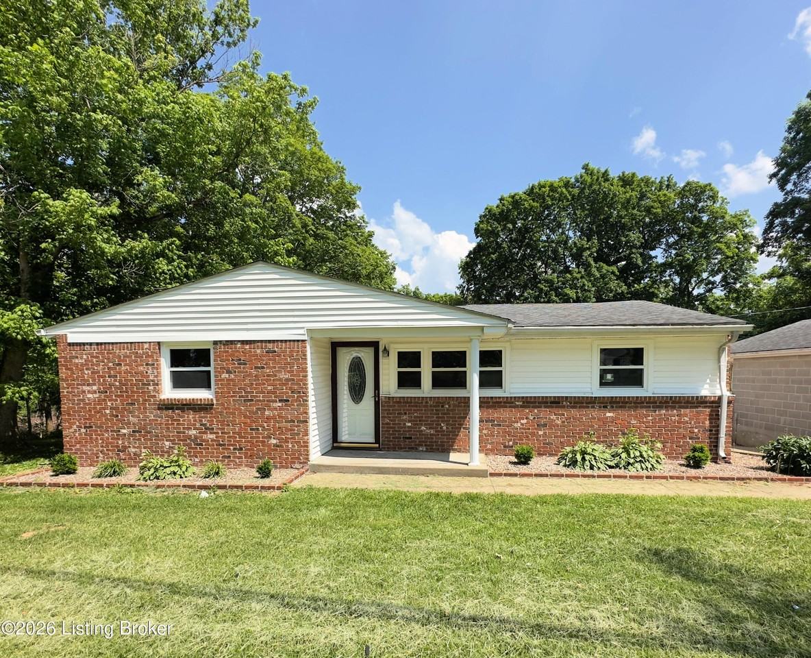 1376 Kings Church Rd - Photo 2 of 11