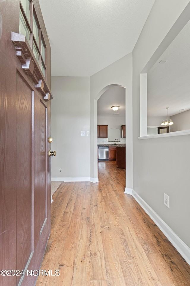 607 Drummond Grove Ln - Photo 2 of 20