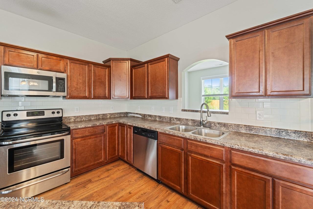 607 Drummond Grove Ln - Photo 7 of 20