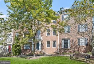 563 Pelican Ave - Photo 1 of 1