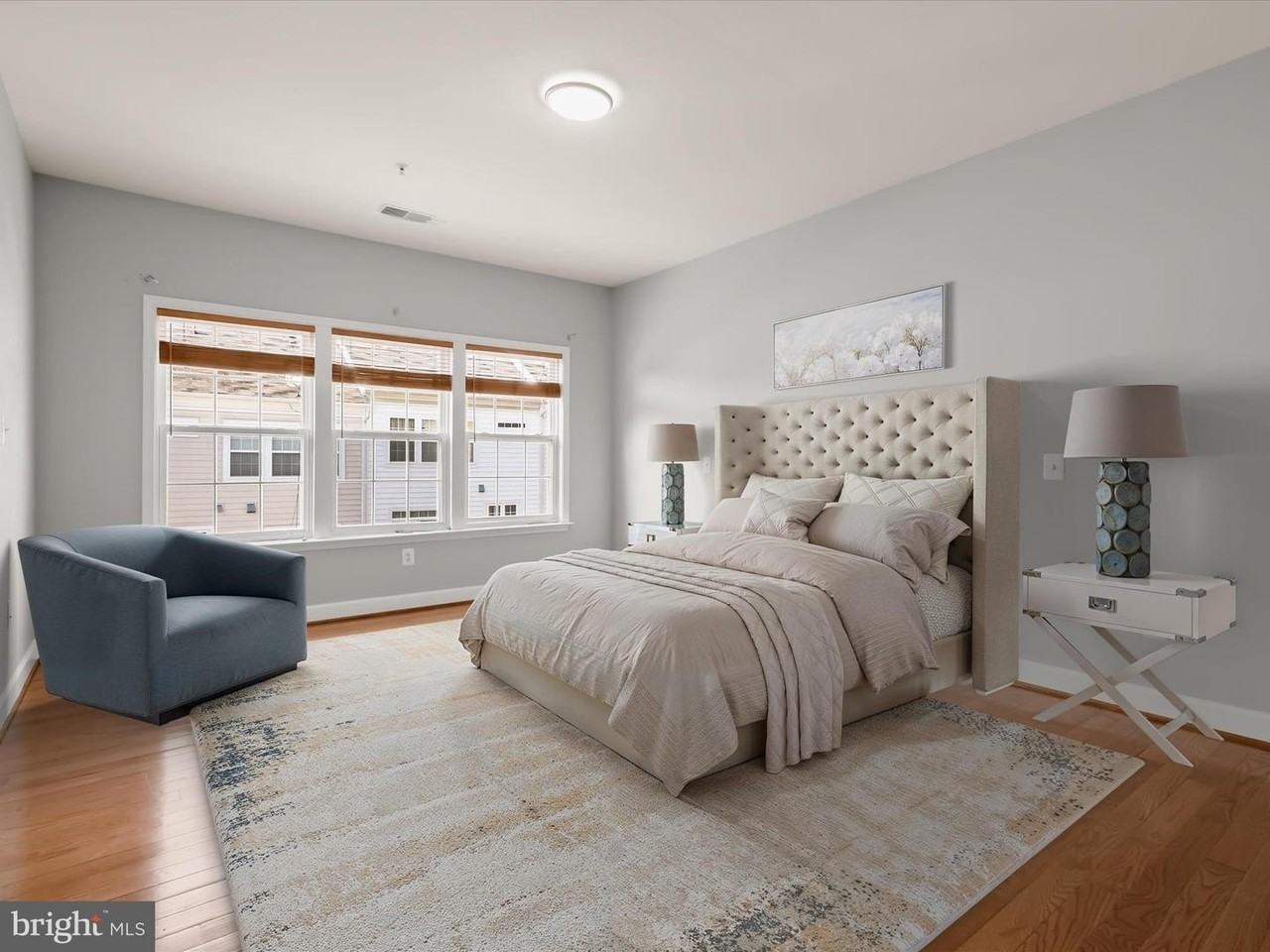 563 Pelican Ave - Photo 6 of 43