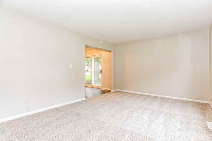 8 Lasonia Ct - Photo 6 of 18