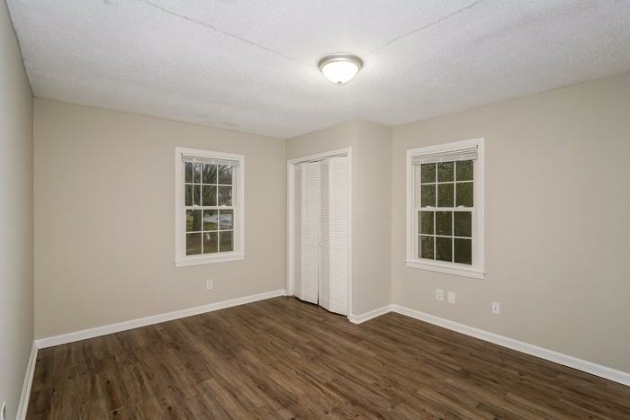 223 Rebecca Ln - Photo 7 of 11