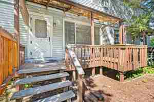 featured image of 4 Montgomery Rd #1