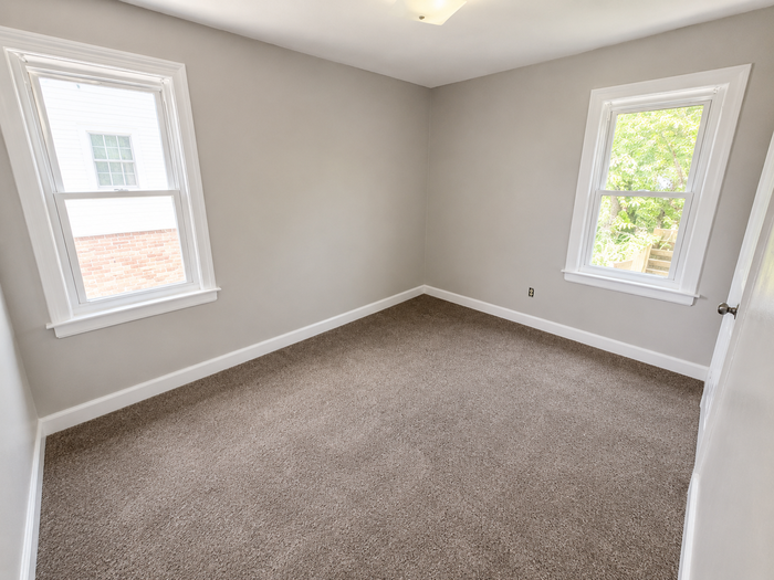 15340 Hartwell St - Photo 5 of 6