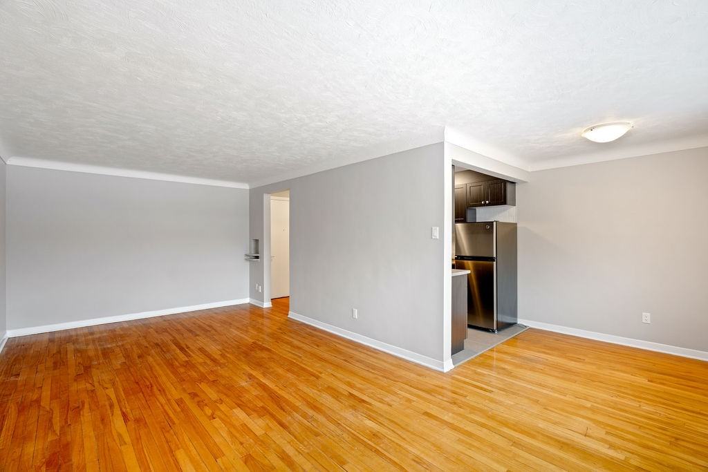 1196 Shillington - Photo 3 of 24