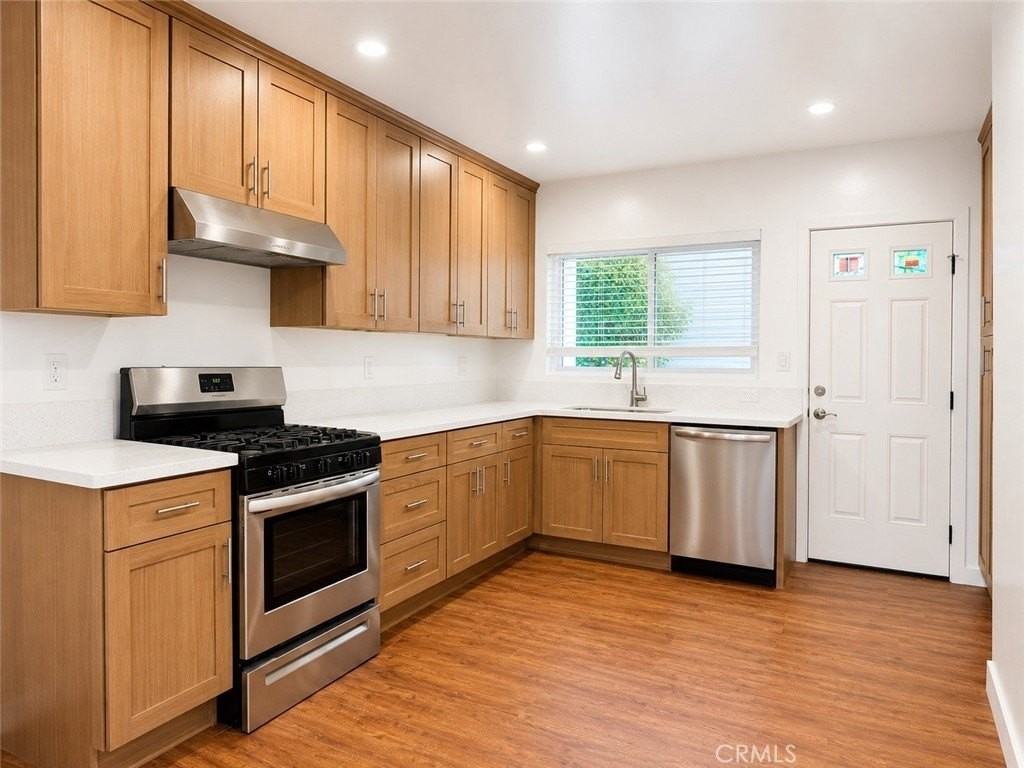 15228 S Normandie Ave #B - Photo 5 of 17