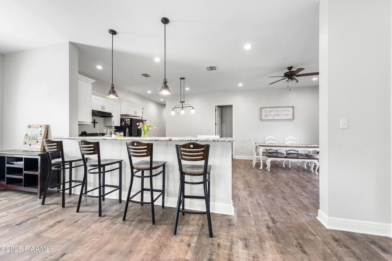 1120 E Butcher Switch Rd - Photo 6 of 33