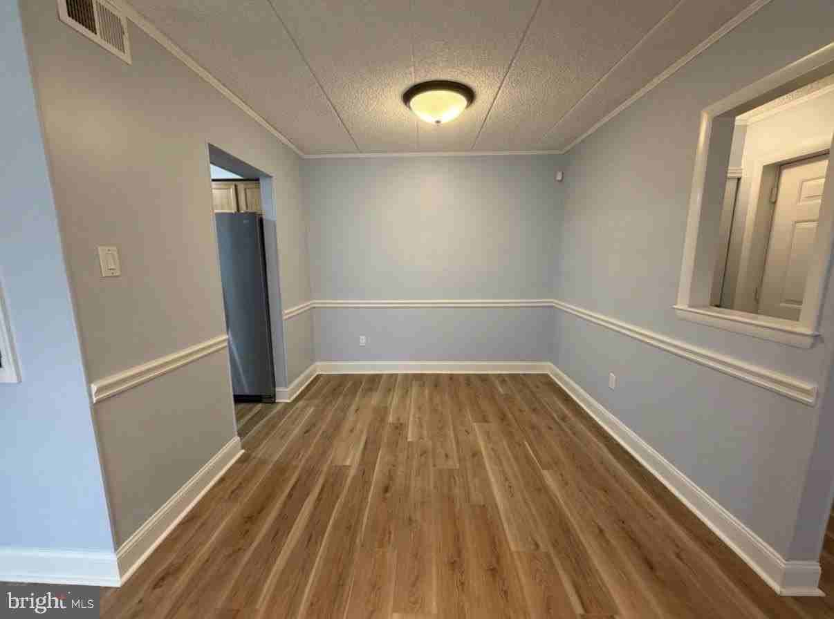 111 Leedom Way - Photo 4 of 6