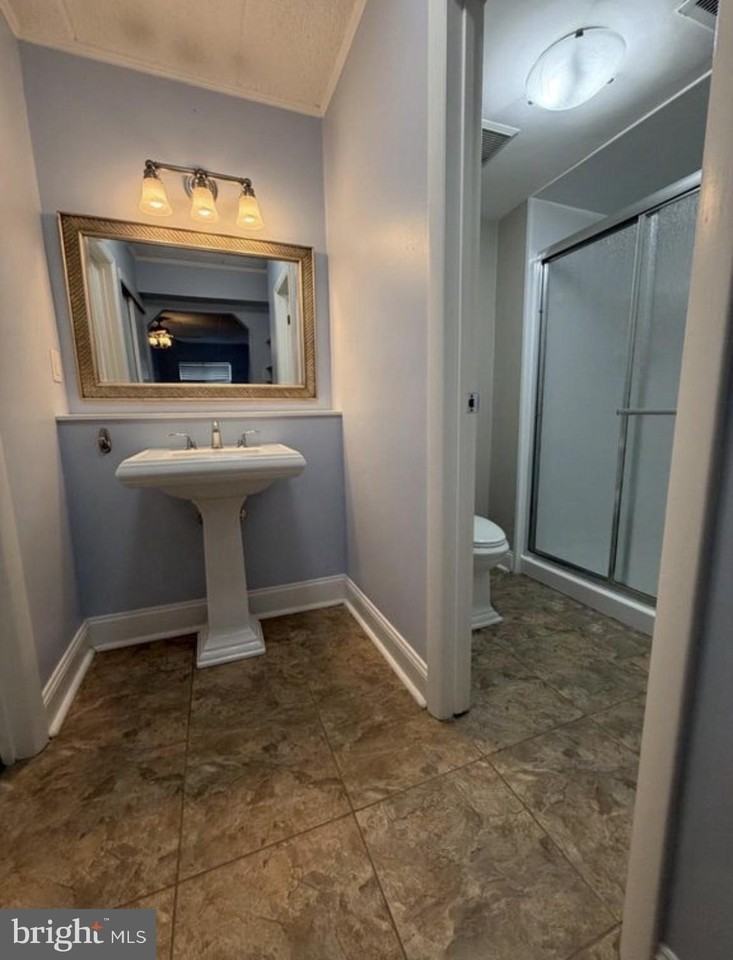 111 Leedom Way - Photo 5 of 6