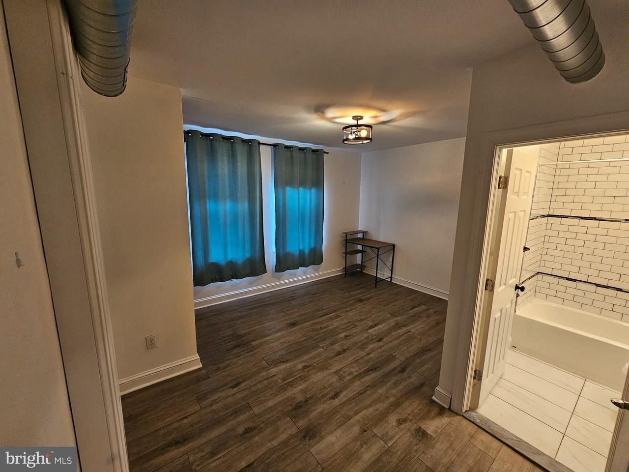 617 E Locust Ave #3 - Photo 7 of 14