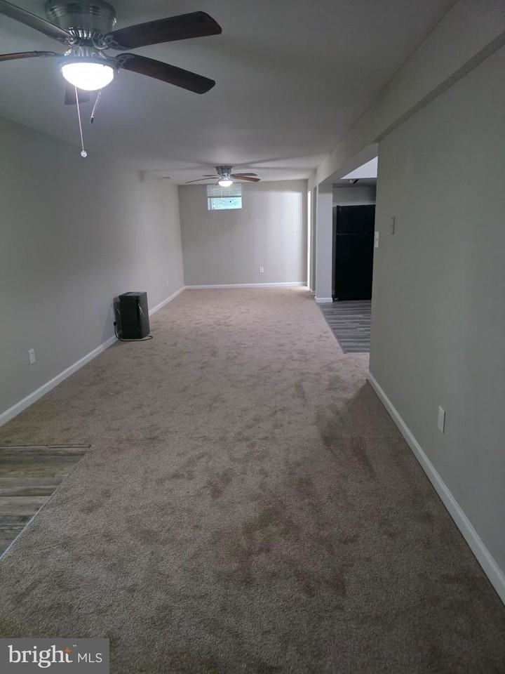 6501 Royal Oaks Dr - Photo 6 of 12