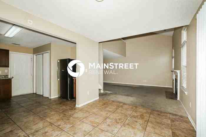 5329 Alameda Rd - Photo 7 of 19