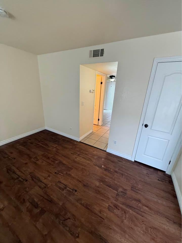 4875 E Mckinley Ave - Photo 5 of 11