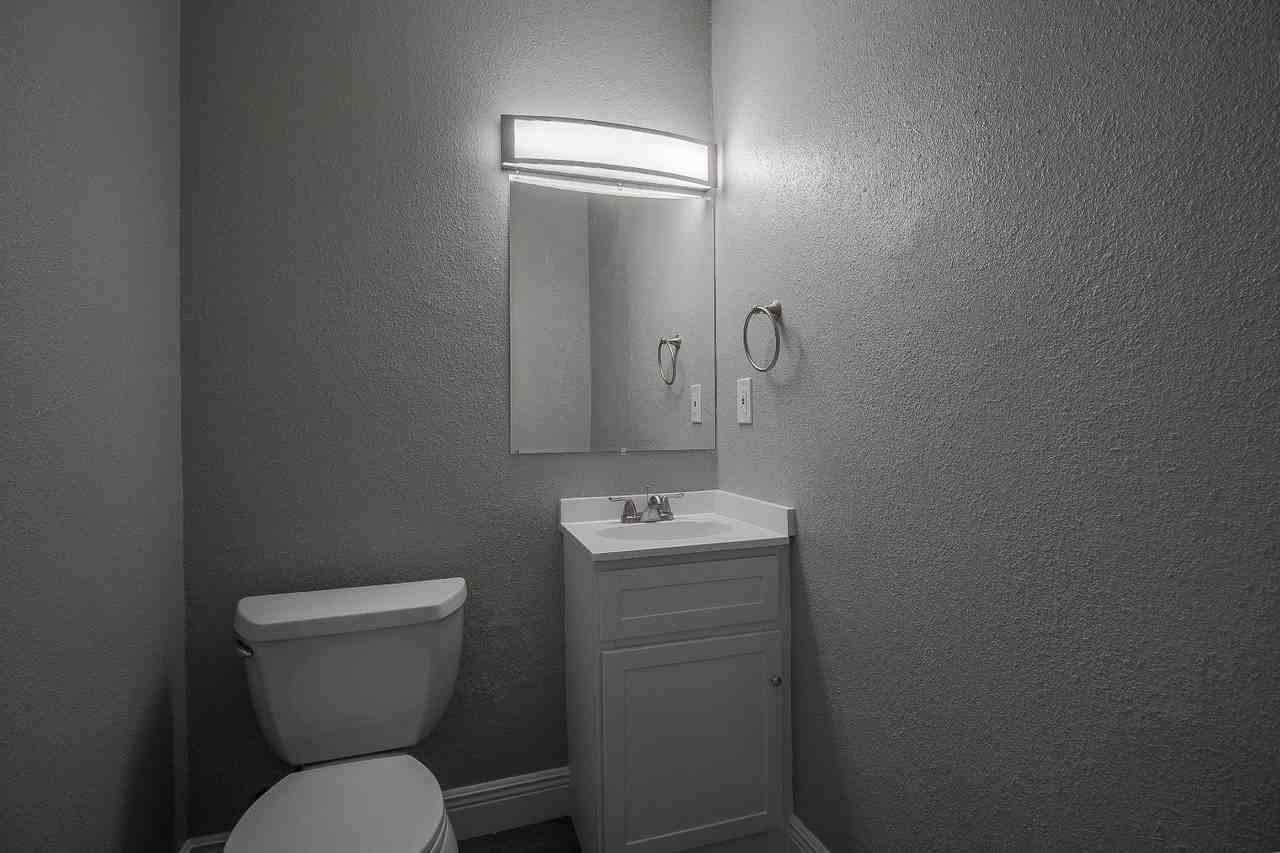 339 Park Row Avenue 1-4 - Photo 6 of 10