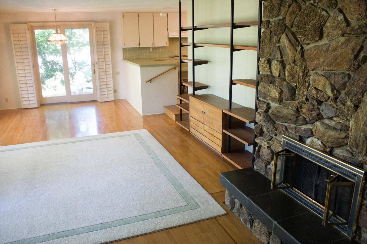 855 Park St - Photo 6 of 13