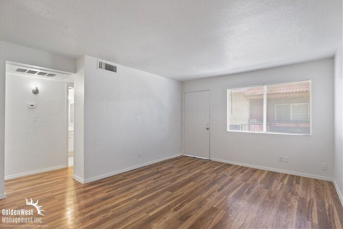 837 E Montecito Ave #262 - Photo 2 of 24