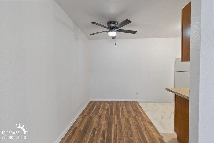 837 E Montecito Ave #262 - Photo 5 of 24
