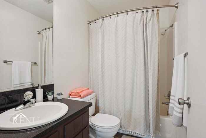504 Michael St - Photo 7 of 35