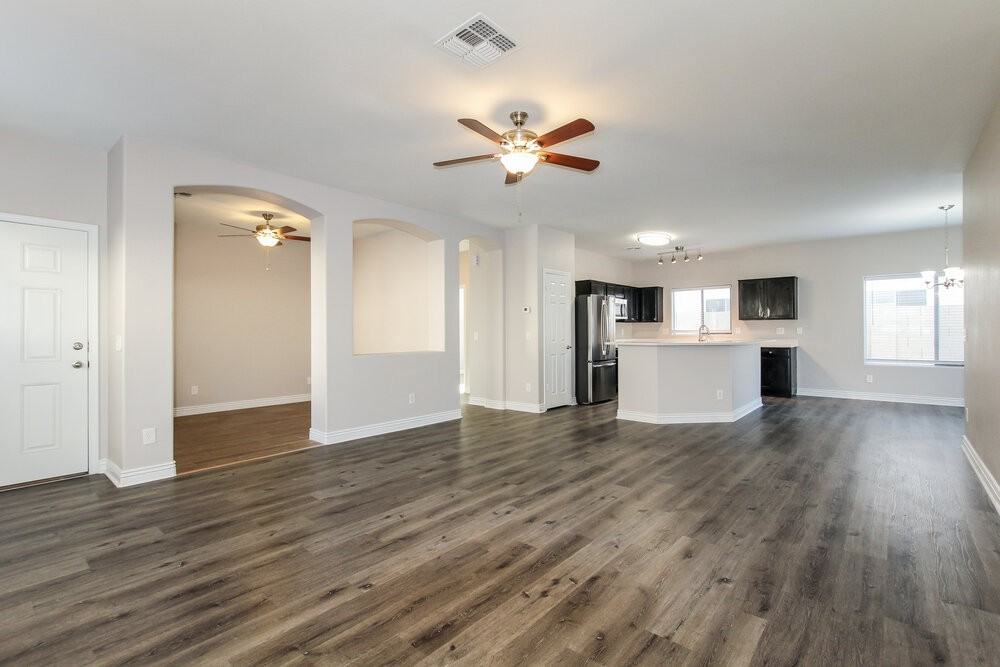 14576 W Gelding Dr - Photo 4 of 16