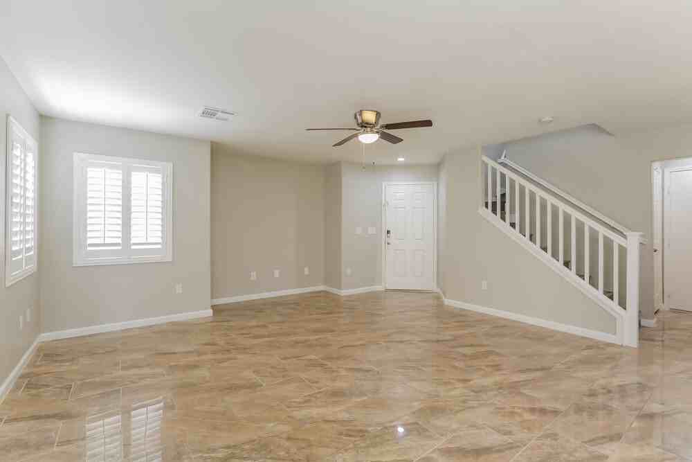 9327 Pyrope Ct - Photo 4 of 17