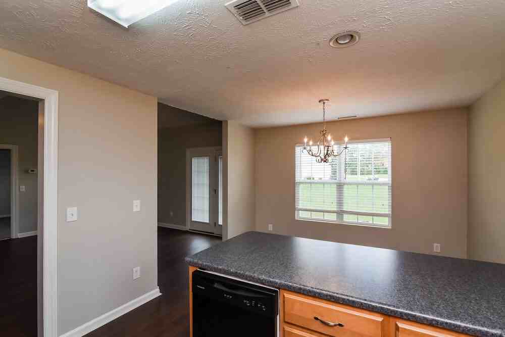 1548 Destiny Dr - Photo 6 of 15