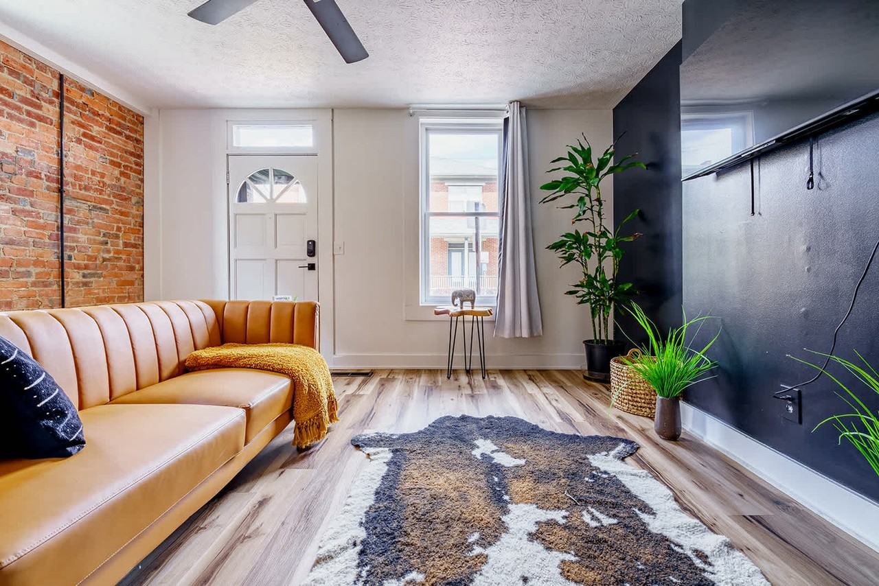 63 E Russell St #1265613P - Photo 7 of 48