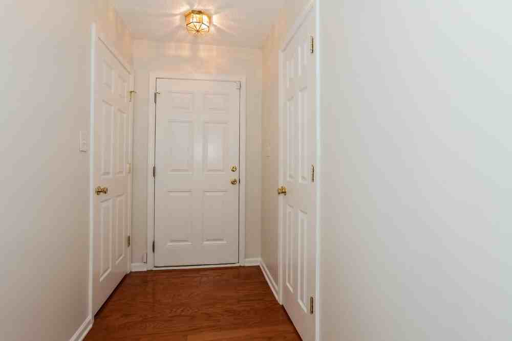 14014 Riding Hill Ave - Photo 2 of 25