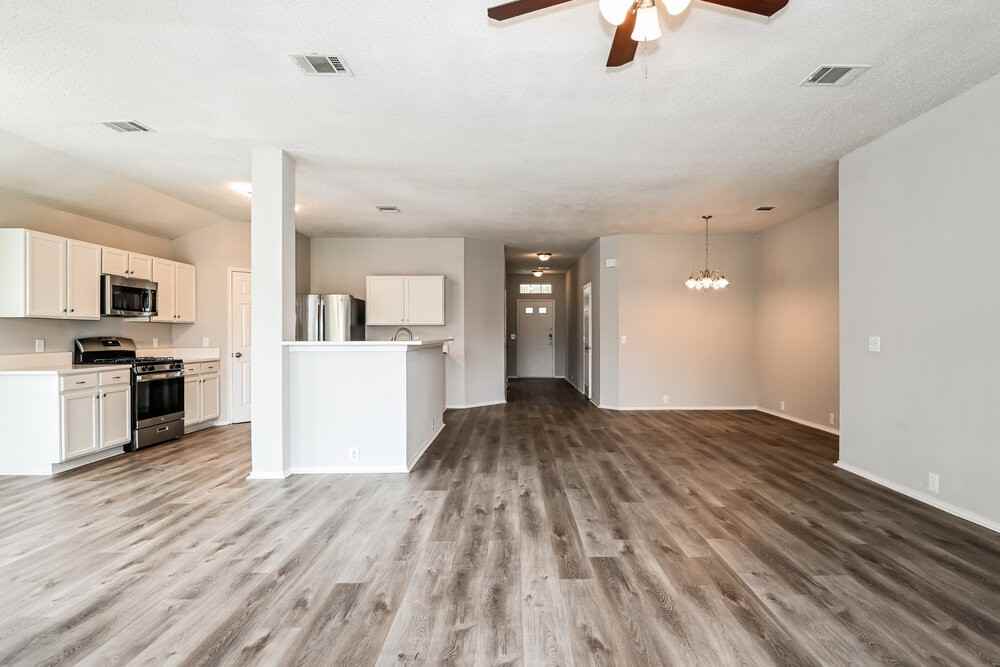 6730 Meadowcrest Dr - Photo 6 of 19