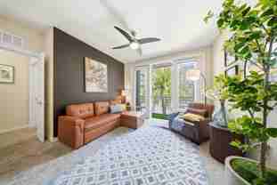 1702 W Cleveland St - Photo 1 of 1