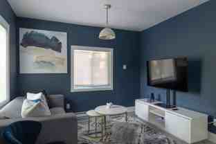 211 Ivy Crescent - Photo 1 of 1