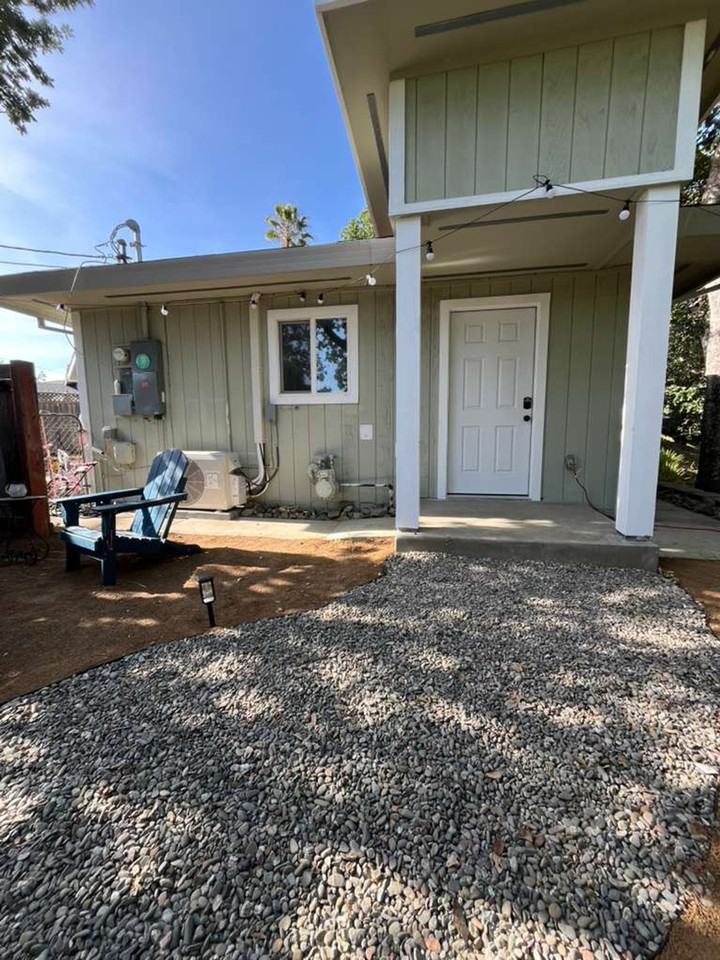 2072 Feliz Rd #1543009P - Photo 4 of 22