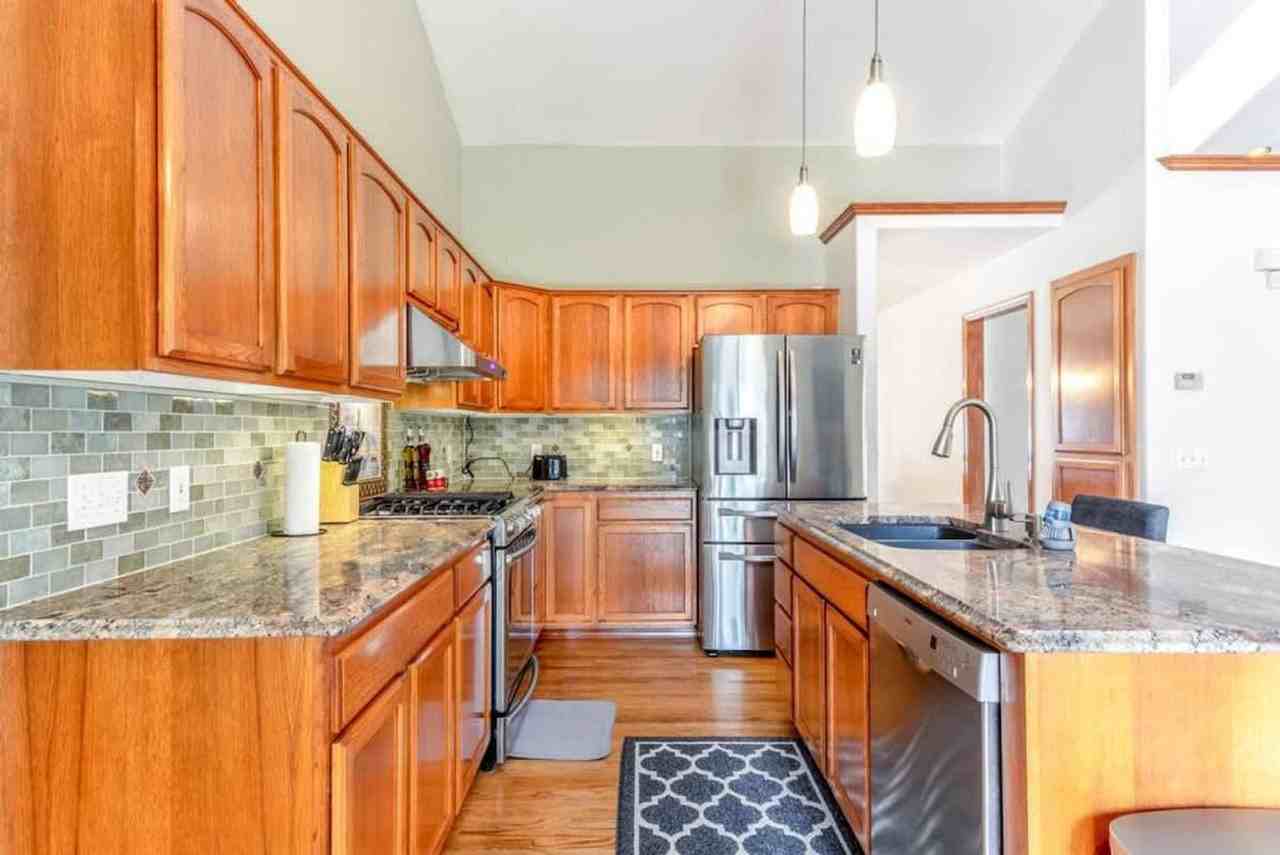 660 S Majestic View Dr #1542954P - Photo 2 of 14