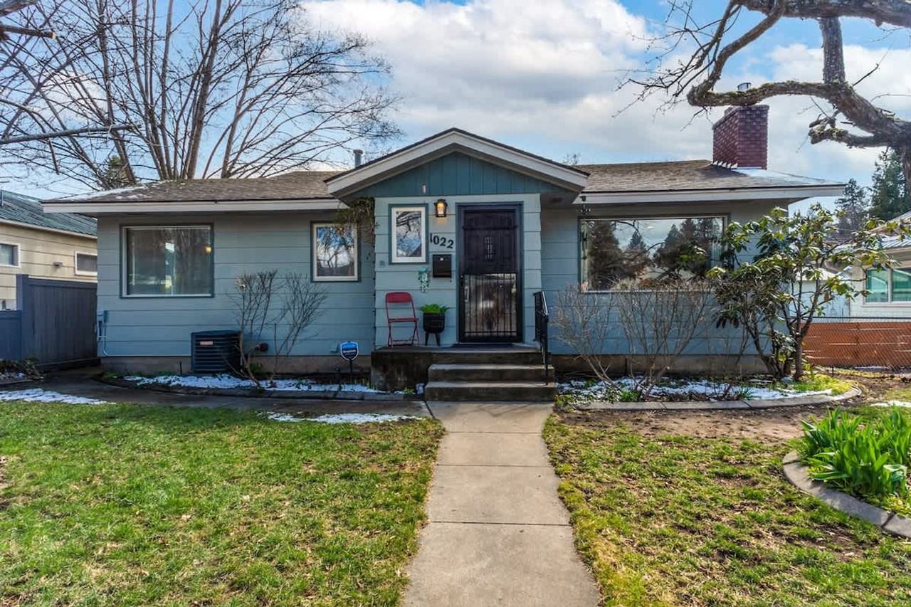 1022 E Montana Ave #1542953P - Photo 4 of 18