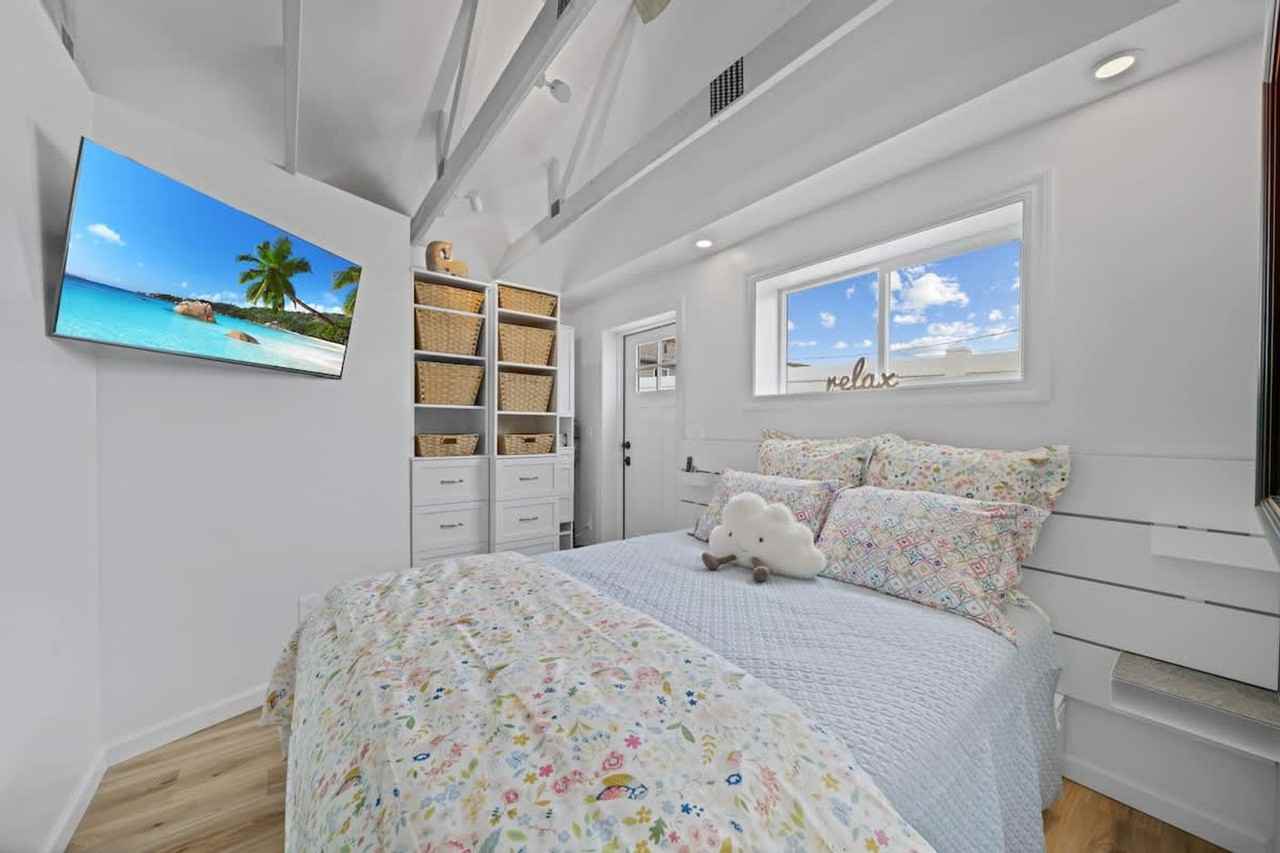 715 E Annie Ave #1542942P - Photo 3 of 10