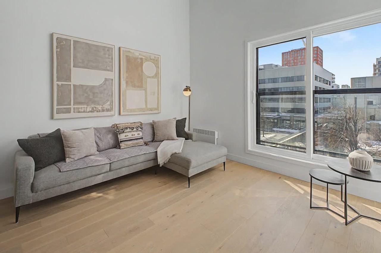 605 Rue Fullum #1543125P - Photo 3 of 35