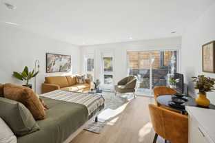 2110A Rue Bercy - Photo 1 of 1